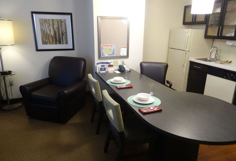 Hotel Candlewood Suites North Olmsted  | North Olmsted | Ohio | Estados Unidos 12