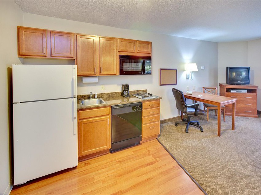 Hotel Candlewood Suites Rockford  | Rockford | Illinois | United States 13