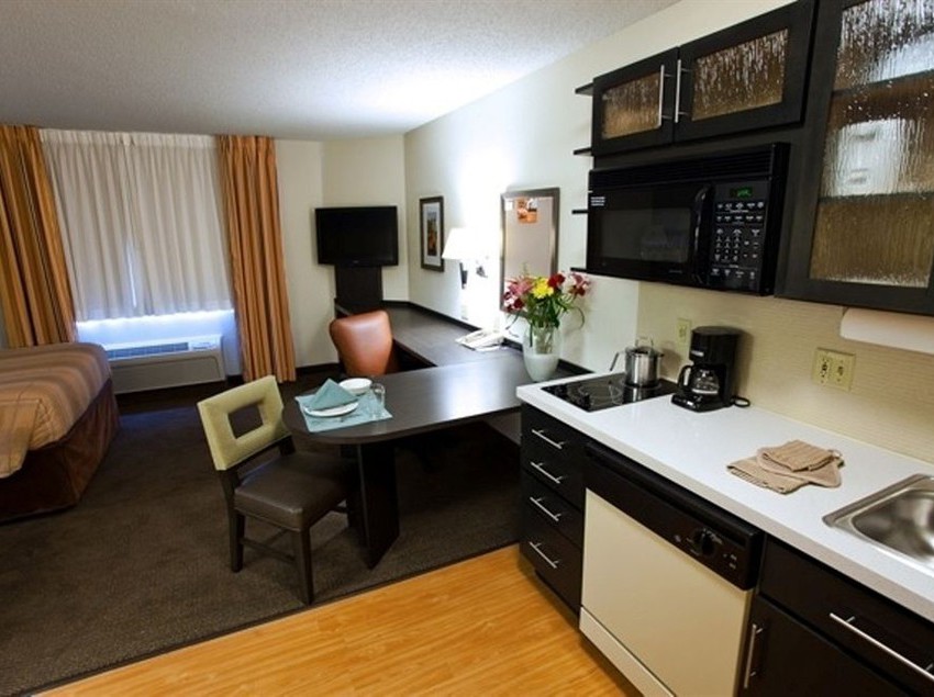 Hotel Candlewood Suites City Centre I-10  | Houston | Texas | United States 12