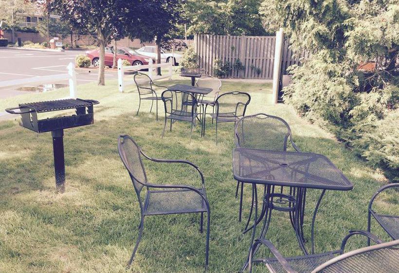 Hotel Cape Point  | West Yarmouth | Massachusetts | United States 2