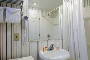 Motel Howard Johnson Inn Cape Cod Ar  | West Yarmouth | Massachusetts | United States 6