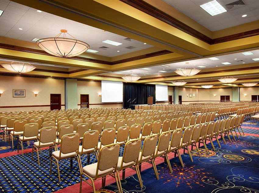 Capitol Plaza Hotel  | Jefferson City | Missouri | United States 3