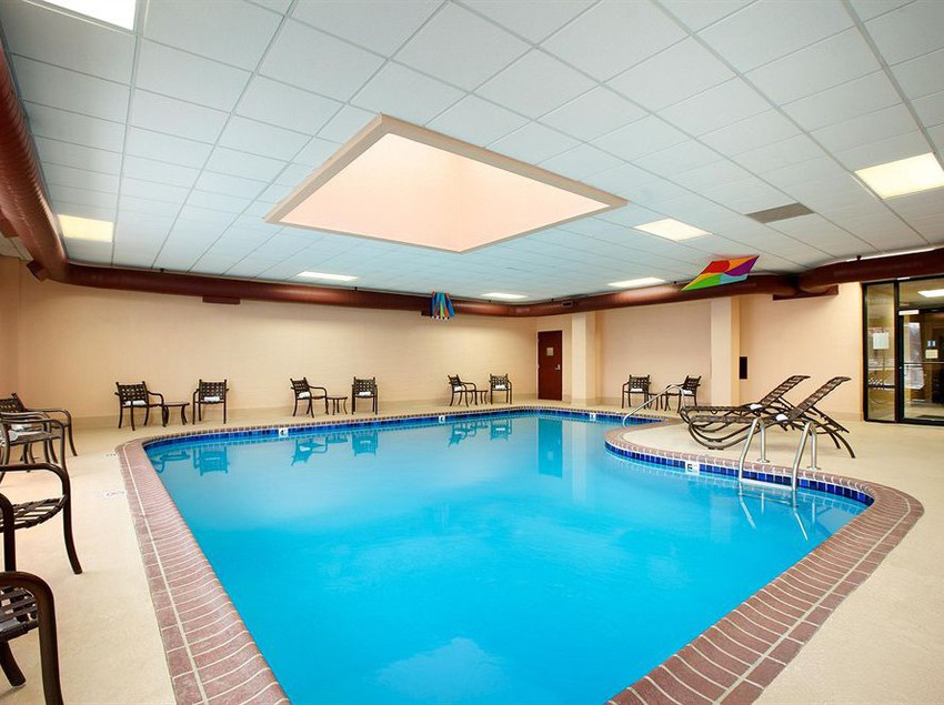 Capitol Plaza Hotel  | Jefferson City | Missouri | United States 8