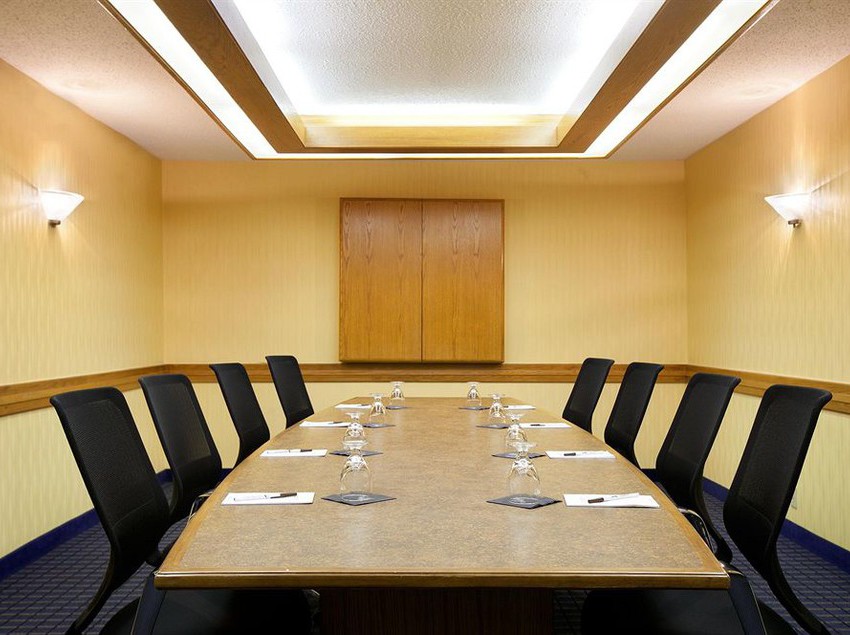 Capitol Plaza Hotel  | Jefferson City | Missouri | United States 9