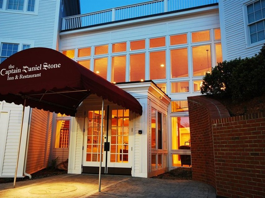 The Captain Daniel Stone Inn, an Ascend Collection hotel Brunswick Maine