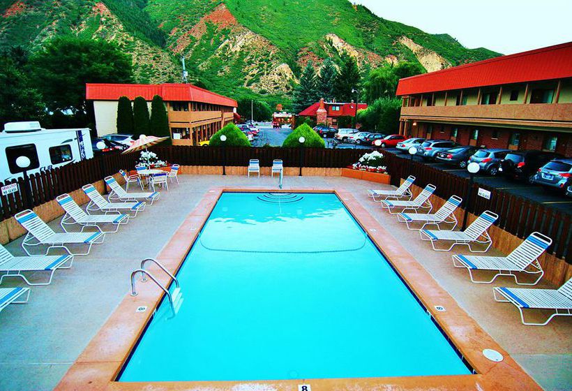 Cedar Lodge Motel Glenwood Springs
