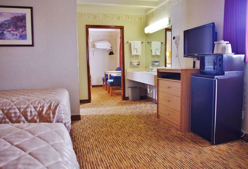 Cedar Lodge Motel  | Glenwood Springs | Colorado | United States 9