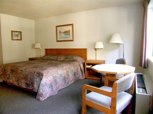 Motel Cedarwood Inn  | Ashland | Oregon | United States 3