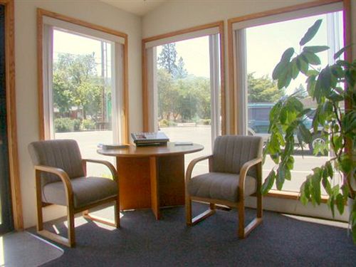 Motel Cedarwood Inn  | Ashland | Oregon | United States 5