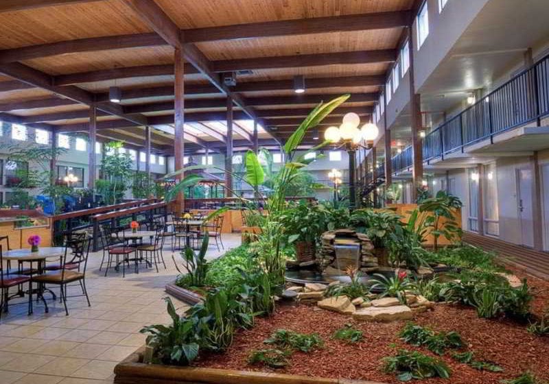 Hotel Clarion Inn Waco  | Waco | Texas | United States 11