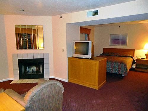 Hotel Clarion Suites Inn  | Manchester | Connecticut | United States 7