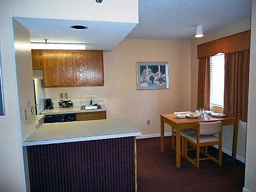 Hotel Clarion Suites Inn  | Manchester | Connecticut | United States 8