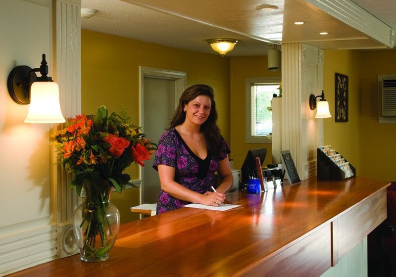 Hotel Coachman Motor Inn Maine