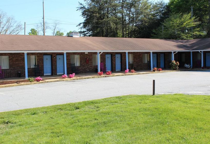 Hotel Colonial Inn  | Franklin | North Carolina | United States 2