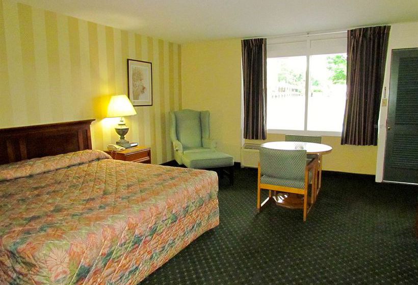 Hotel Colony House  | Roanoke | Virginia | United States 1