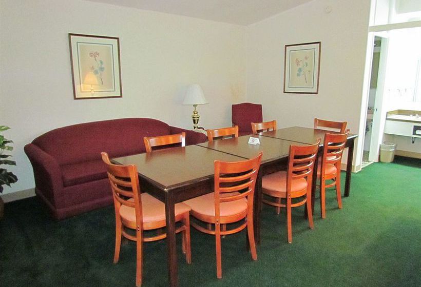 Hotel Colony House  | Roanoke | Virginia | United States 8