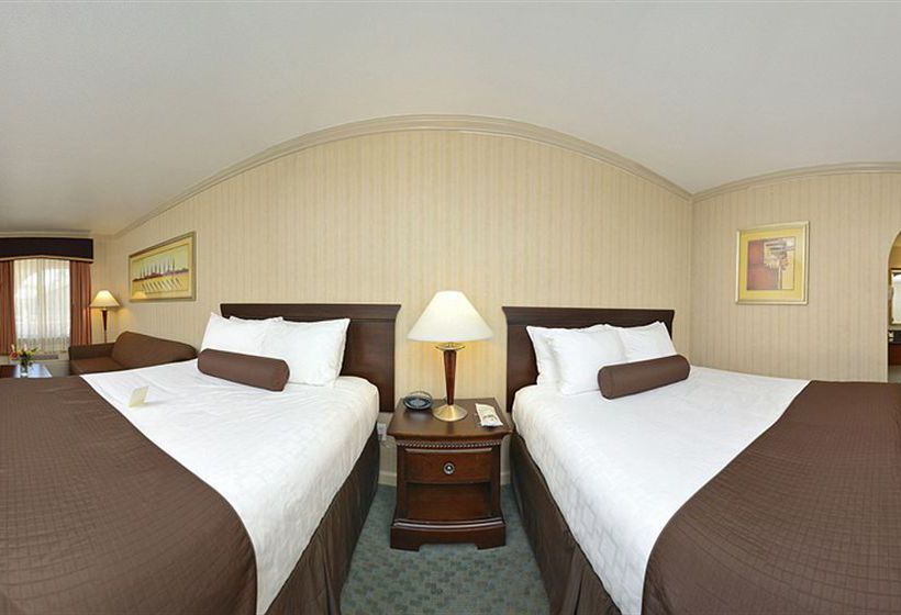 Hotel Comfort Inn & Suites Butler  | Butler | Pennsylvania | United States 5