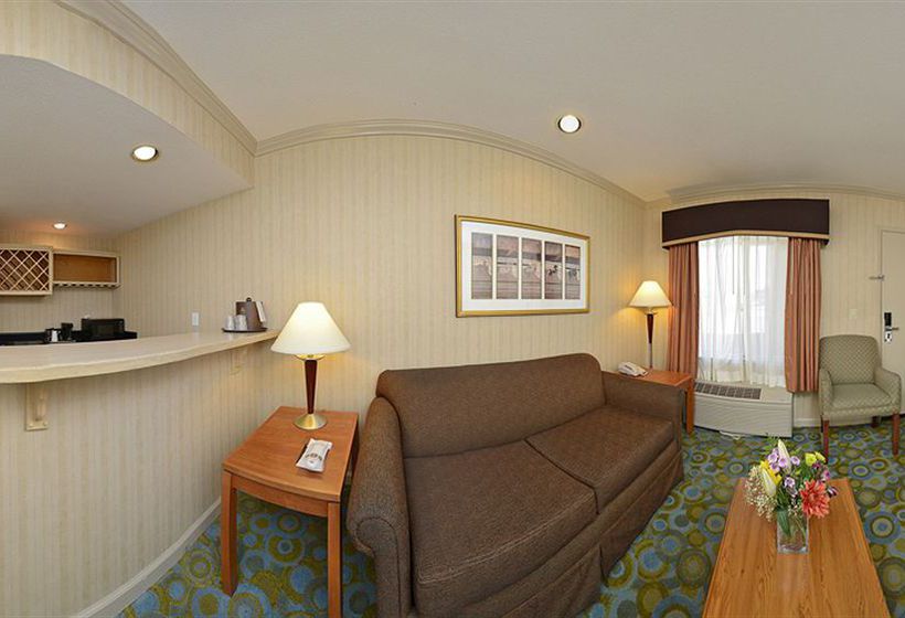 Hotel Comfort Inn & Suites Butler  | Butler | Pennsylvania | United States 7