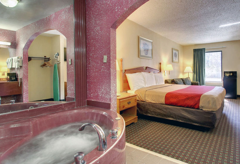 Hotel Econo Lodge Clinton  | Clinton | Mississippi | United States 11