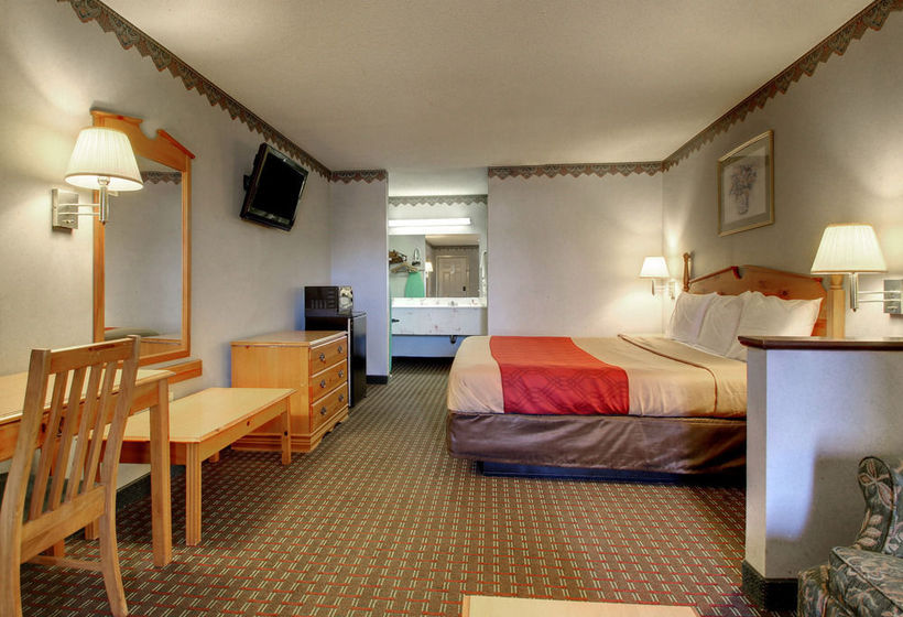 Hotel Econo Lodge Clinton  | Clinton | Mississippi | United States 20
