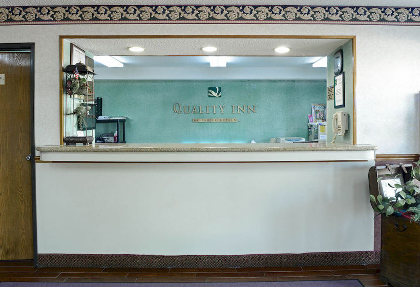 Hotel Quality Inn  | Carbondale | Illinois | United States 6