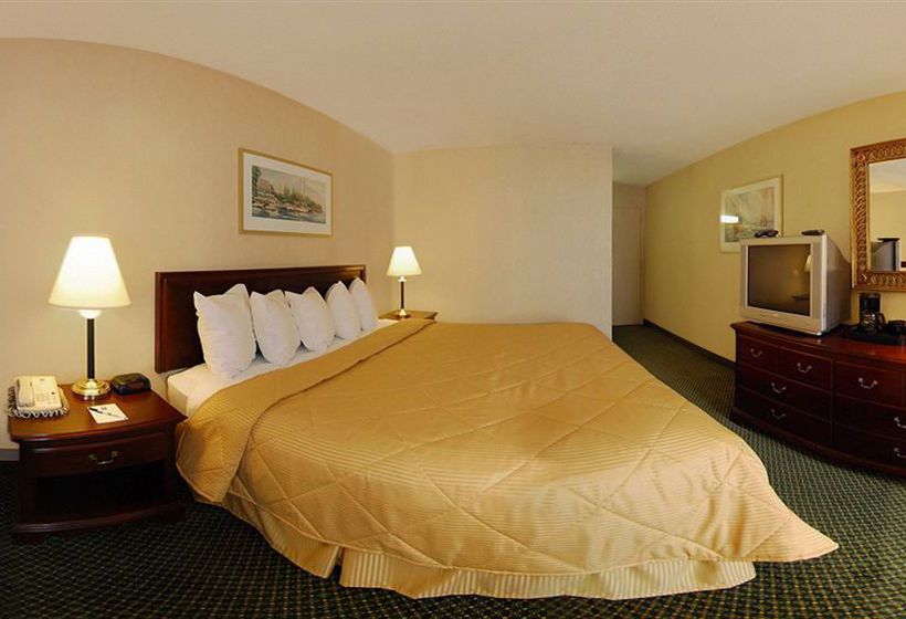 Hotel Comfort Inn Cape Cod  | Hyannis | Massachusetts | United States 4