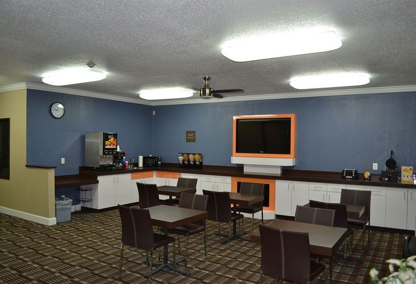 Hotel Luxury Inn & Suites Fremont   | Fremont | Nebraska | United States 7