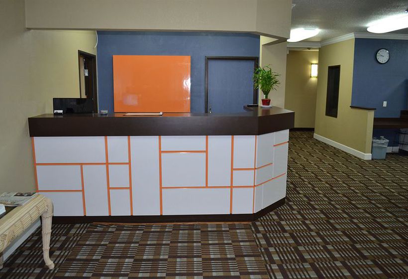 Hotel Luxury Inn & Suites Fremont   | Fremont | Nebraska | United States 8