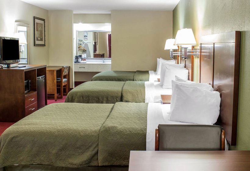 Hotel Quality Inn    | Selma | North Carolina | United States 13