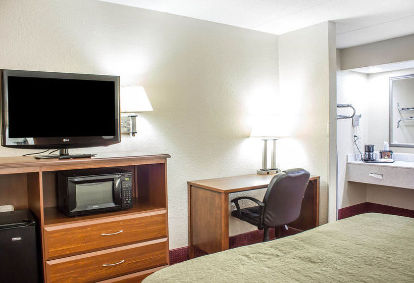 Hotel Quality Inn    | Selma | North Carolina | United States 15