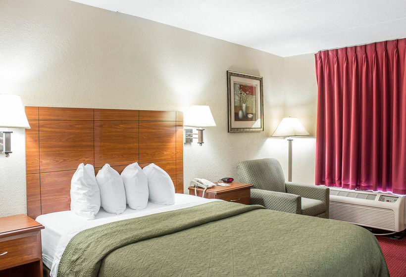 Hotel Quality Inn    | Selma | North Carolina | United States 17