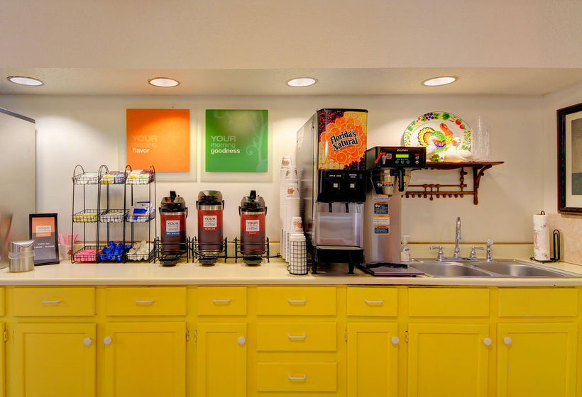 Hotel Comfort Inn  | Enid | Oklahoma | United States 10