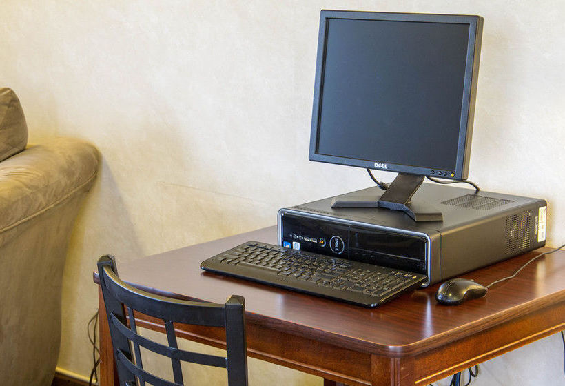 Hotel Comfort Inn  | Hastings | Nebraska | United States 2