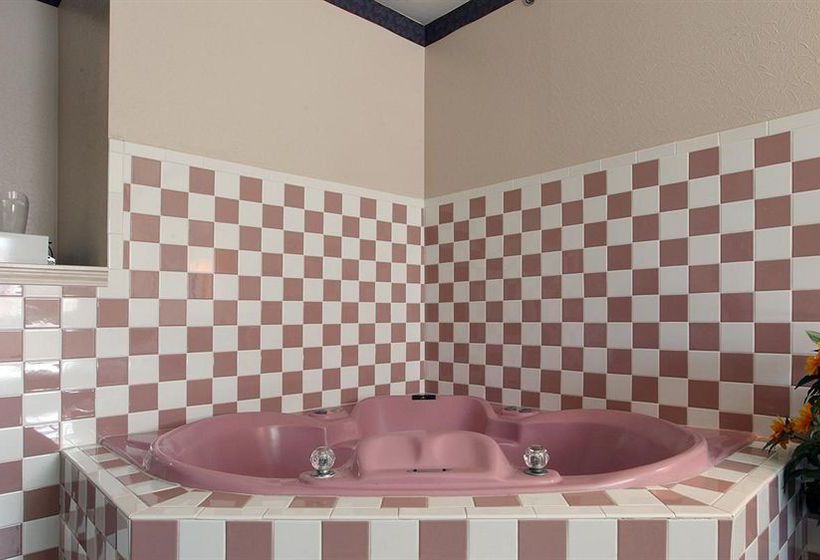 SureStay Hotel Brownsville  | Brownsville | Texas | United States 9