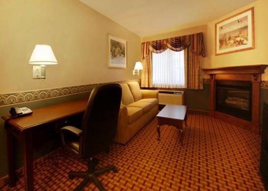 Hotel Comfort Inn & Suites  | West Springfield | Massachusetts | United States 20