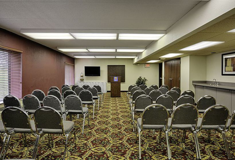 Hotel Comfort Inn Airport  | Grand Rapids | Michigan | Estados Unidos 17