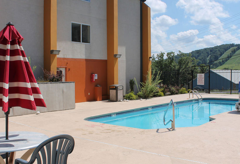 Hotel Comfort Inn at Deep Creek Lake  | Frostburg | Maryland | United States 3