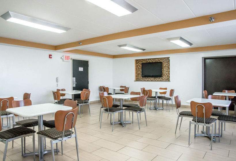 Hotel Comfort Inn Cincinnati Northeast  | Cincinnati | Ohio | United States 4