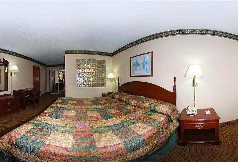 Hotel Econo Lodge Inn & Suites East Knoxville  | Knoxville | Tennessee | United States 10