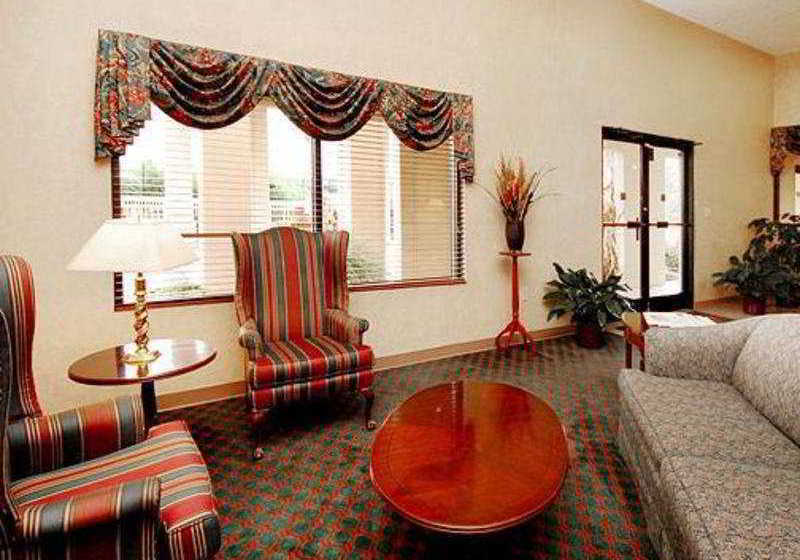 Hotel Econo Lodge Inn & Suites East Knoxville  | Knoxville | Tennessee | United States 3