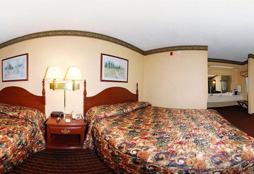 Hotel Econo Lodge Inn & Suites East Knoxville  | Knoxville | Tennessee | United States 6