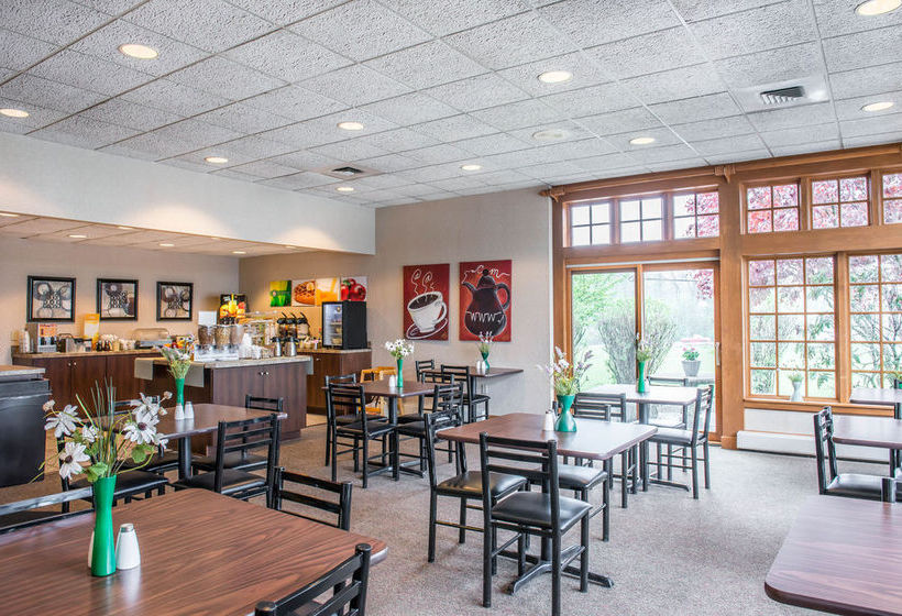 Hotel Quality Inn Pittsburgh Airport 