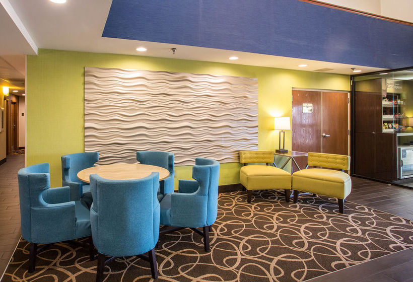 Hotel Comfort Suites  | Cookeville | Tennessee | United States 17