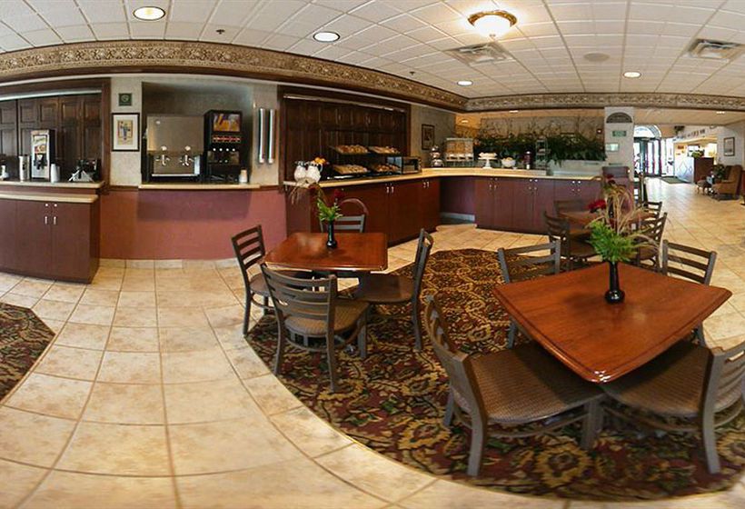 Hotel Comfort Suites  | Aurora | Illinois | United States 4