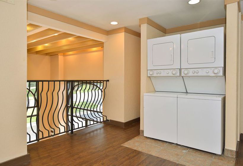 Hotel Arbor Suites Medical Mile  | Springfield | Missouri | United States 14