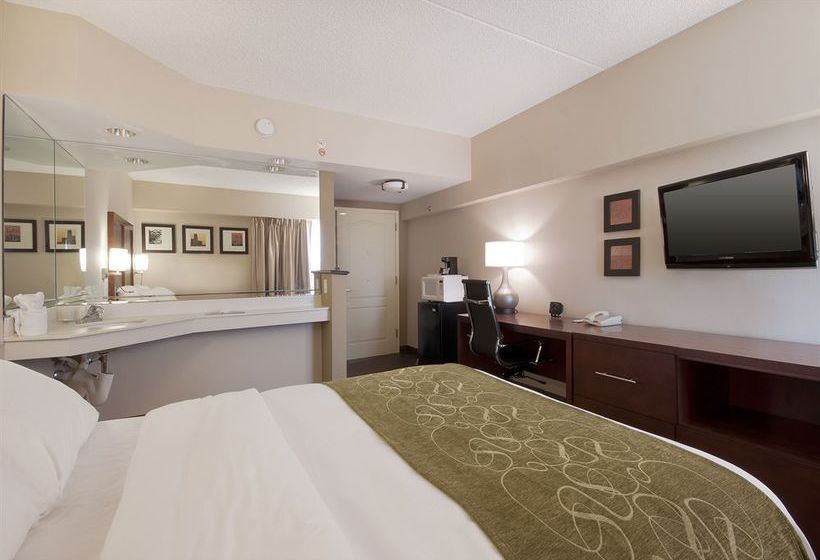 Hotel Comfort Suites 