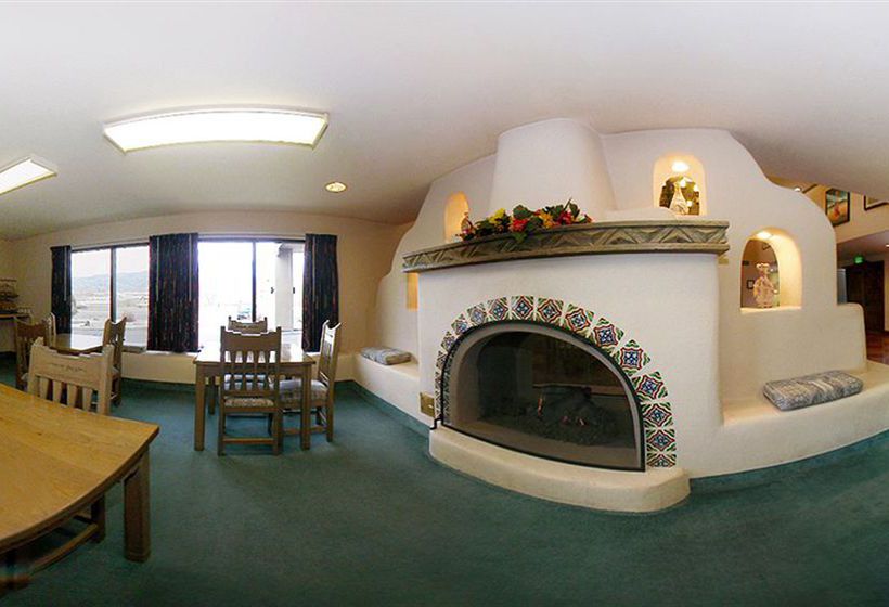 Hotel Comfort Suites Taos