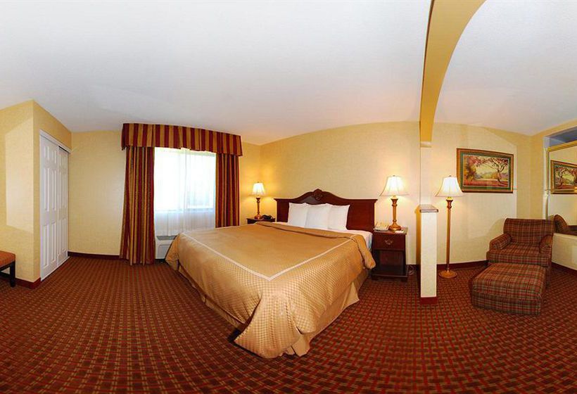 Hotel Comfort Suites Chestertown