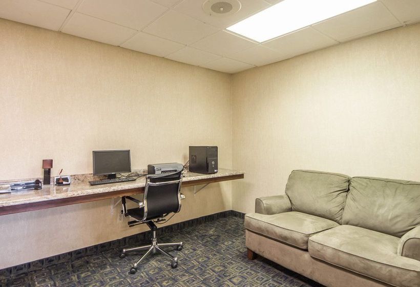 Hotel Rodeway Inn & Suites East Interstate 44  | Tulsa | Oklahoma | United States 10