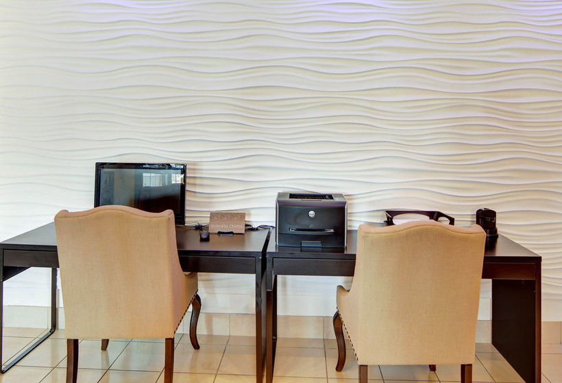 Hotel Comfort Suites Texas